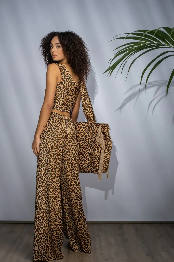 FREESIA PANTS 3 (LEOPARD FLAIR)