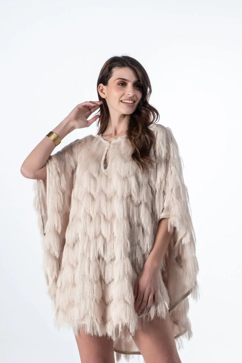 Ogma Poncho (3) Ogma Poncho (3)